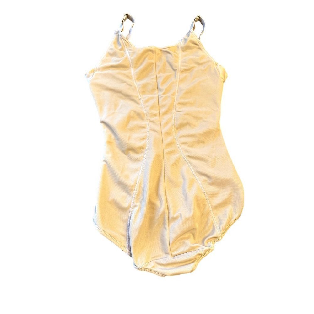 Maidenform Body Shaper Size Large Adjustable Straps